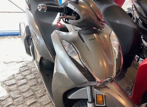 Gebrauchtmotorrad Honda SH350i - Bild 5