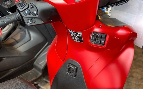 Neufahrzeug Honda SH350i - Bild 7