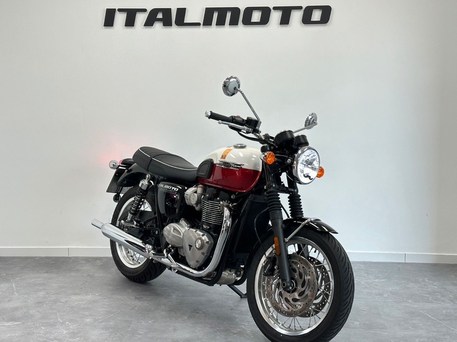 Triumph Bonneville T120 