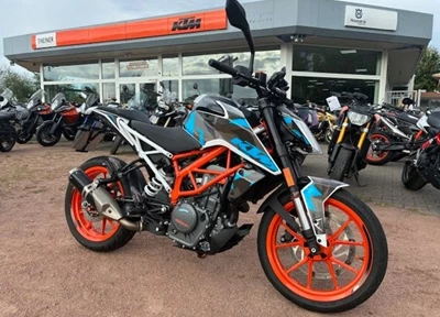 GEBRAUCHTFAHRZEUG KTM 390 Duke