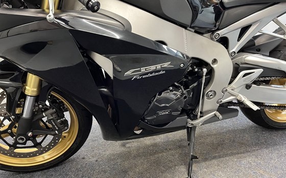 Gebrauchtmotorrad Honda CBR1000RR Fireblade - Bild 13