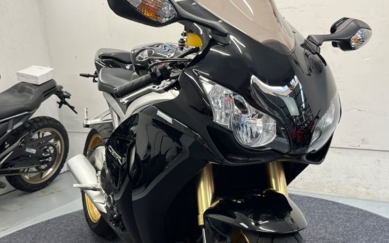 Gebrauchtmotorrad Honda CBR1000RR Fireblade - Bild 2