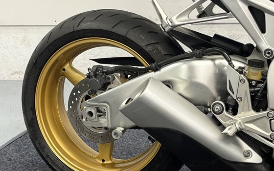 Gebrauchtmotorrad Honda CBR1000RR Fireblade - Bild 4