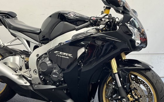 Gebrauchtmotorrad Honda CBR1000RR Fireblade - Bild 5