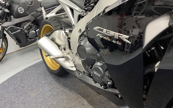 Gebrauchtmotorrad Honda CBR1000RR Fireblade - Bild 6