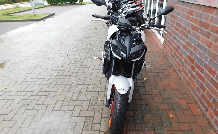 Angebot Yamaha MT-09 Bild 3: Angebot Yamaha MT-09