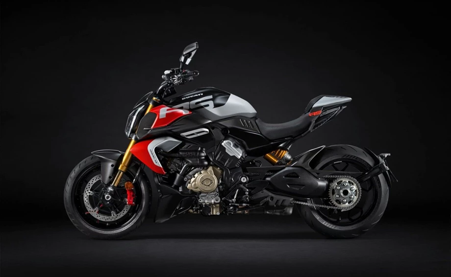 Angebot Ducati Diavel V4 Bild 4: Angebot Ducati Diavel V4