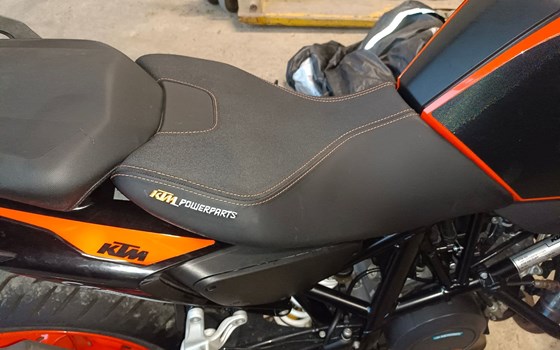 Gebrauchtmotorrad KTM 690 Duke - Bild 3 Gebrauchtmotorrad KTM 690 Duke - Bild 3
