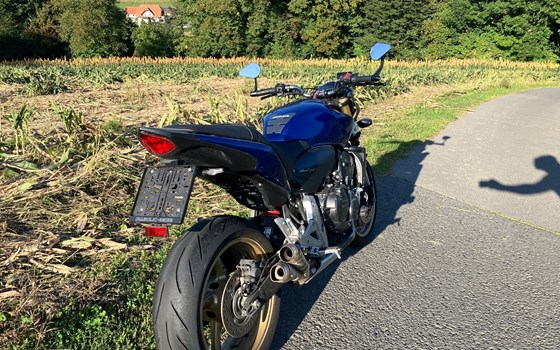 Gebrauchtmotorrad Honda CB 600 F Hornet - Bild 4 Gebrauchtmotorrad Honda CB 600 F Hornet - Bild 4