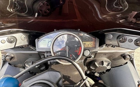 Gebrauchtmotorrad Yamaha YZF-R6 - Bild 5 Gebrauchtmotorrad Yamaha YZF-R6 - Bild 5