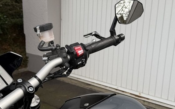 Gebrauchtmotorrad Yamaha MT-09 - Bild 6 Gebrauchtmotorrad Yamaha MT-09 - Bild 6