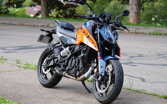 Gebrauchtmotorrad KTM 125 Duke - Bild 2