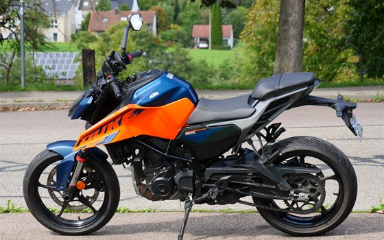 Gebrauchtmotorrad KTM 125 Duke - Bild 7