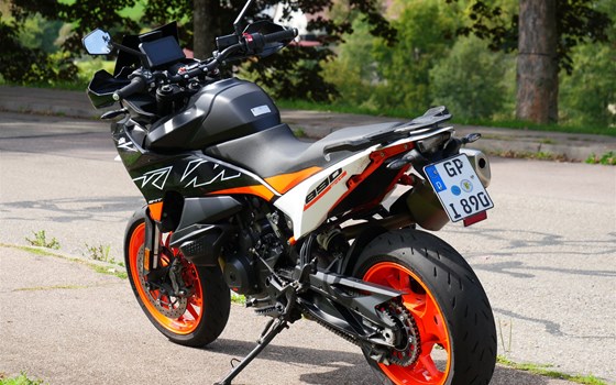 Gebrauchtmotorrad KTM 890 SMT - Bild 8
