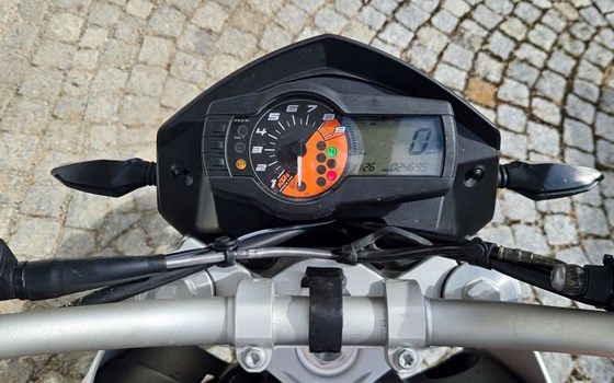 Gebrauchtmotorrad KTM 690 Duke - Bild 2 Gebrauchtmotorrad KTM 690 Duke - Bild 2