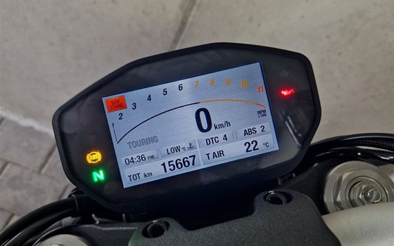 Gebrauchtmotorrad Ducati Monster 1200 - Bild 7 Gebrauchtmotorrad Ducati Monster 1200 - Bild 7