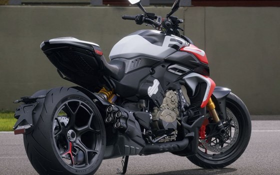 Neufahrzeug Ducati Diavel V4 - Bild 2