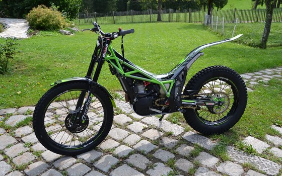 Gebrauchtmotorrad Vertigo Combat Camo - Bild 1 Gebrauchtmotorrad Vertigo Combat Camo - Bild 1