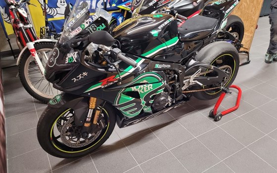 Gebrauchtmotorrad Suzuki GSX-R1000R - Bild 6 Gebrauchtmotorrad Suzuki GSX-R1000R - Bild 6