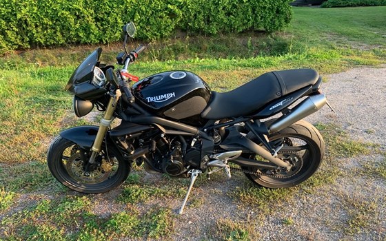 Gebrauchtmotorrad Triumph Street Triple - Bild 3