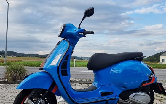 Gebrauchtmotorrad Vespa GTS 310 SuperSport - Bild 1 Gebrauchtmotorrad Vespa GTS 310 SuperSport - Bild 1