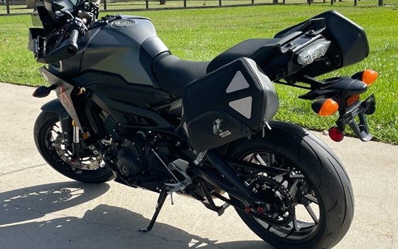 Gebrauchtmotorrad Yamaha Tracer 900 - Bild 7 Gebrauchtmotorrad Yamaha Tracer 900 - Bild 7