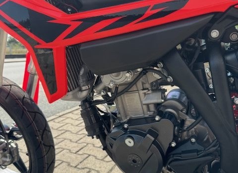 Neufahrzeug Beta RR 125 4T SM - Bild 8