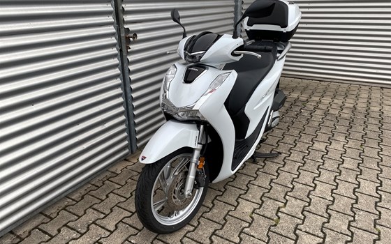 Gebrauchtmotorrad Honda SH125i - Bild 6