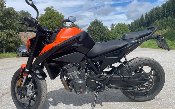 Gebrauchtmotorrad KTM 890 Duke - Bild 10 Gebrauchtmotorrad KTM 890 Duke - Bild 10