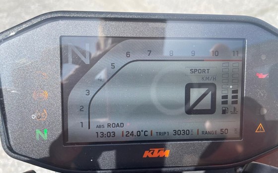 Gebrauchtmotorrad KTM 890 Duke - Bild 9 Gebrauchtmotorrad KTM 890 Duke - Bild 9