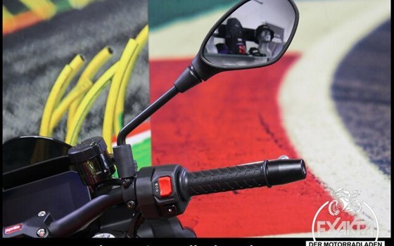 Gebrauchtmotorrad Aprilia Tuono 660 Factory - Bild 15