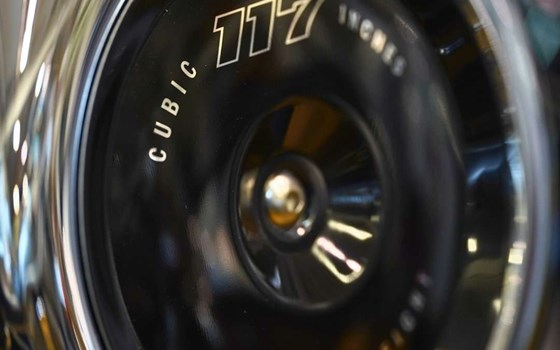 Neufahrzeug Harley-Davidson Softail Heritage Classic 114 FLHCS - Bild 13