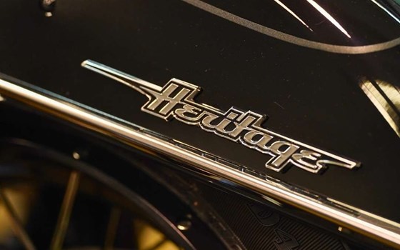 Neufahrzeug Harley-Davidson Softail Heritage Classic 114 FLHCS - Bild 8