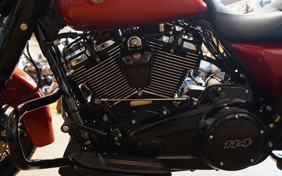 Neufahrzeug Harley-Davidson Touring Road King Special FLHRXS - Bild 12 Neufahrzeug Harley-Davidson Touring Road King Special FLHRXS - Bild 12