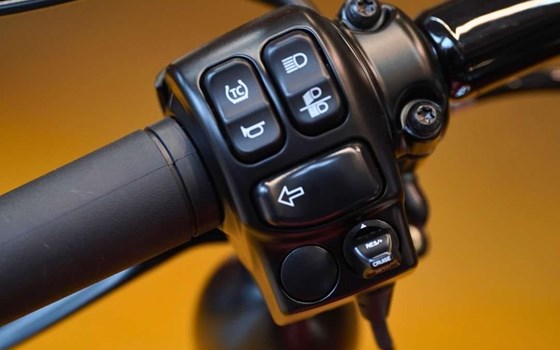 Neufahrzeug Harley-Davidson Touring Road King Special FLHRXS - Bild 7