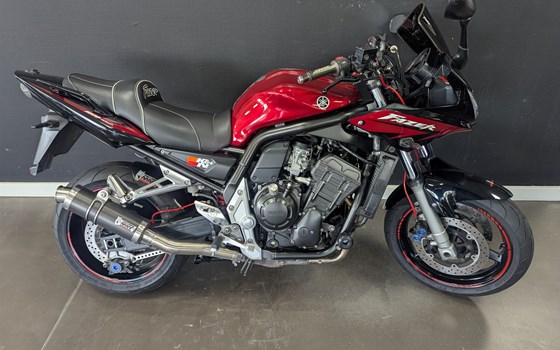 Gebrauchtmotorrad Yamaha FZS 1000 Fazer - Bild 2