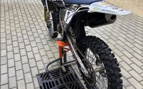 Gebrauchtmotorrad Husqvarna FC 350 - Bild 6 Gebrauchtmotorrad Husqvarna FC 350 - Bild 6