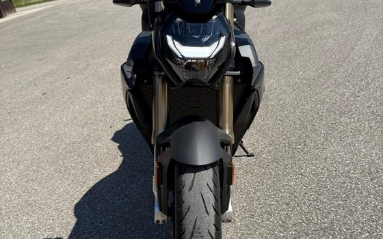 Gebrauchtmotorrad BMW S 1000 R - Bild 2