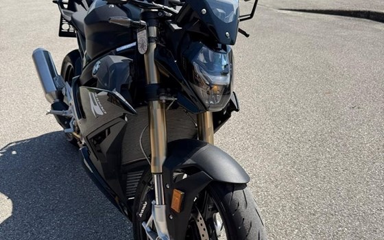 Gebrauchtmotorrad BMW S 1000 R - Bild 5