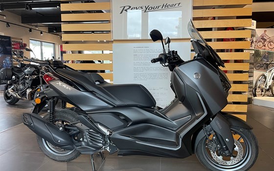 Gebrauchtmotorrad Yamaha XMAX 125 - Bild 8