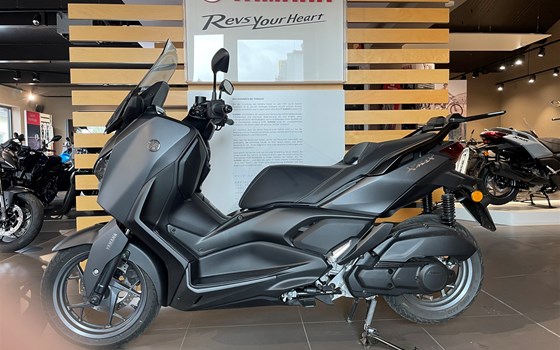 Gebrauchtmotorrad Yamaha XMAX 125 - Bild 1