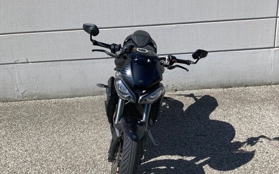 Gebrauchtmotorrad Triumph Street Triple 765 RS - Bild 4 Gebrauchtmotorrad Triumph Street Triple 765 RS - Bild 4