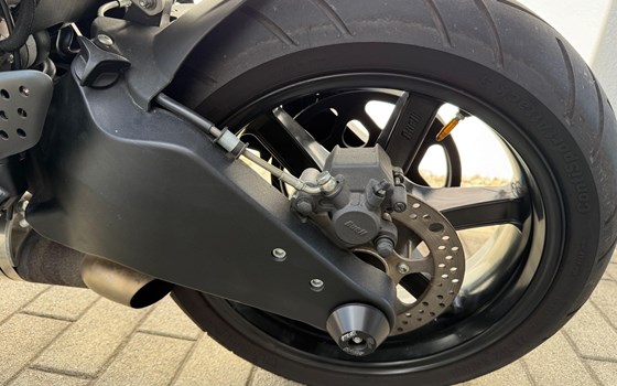 Gebrauchtmotorrad Buell Lightning  XB 12 SX - Bild 10 Gebrauchtmotorrad Buell Lightning  XB 12 SX - Bild 10
