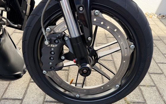 Gebrauchtmotorrad Buell Lightning  XB 12 SX - Bild 12 Gebrauchtmotorrad Buell Lightning  XB 12 SX - Bild 12