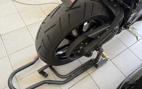 Gebrauchtmotorrad Buell Lightning  XB 12 SX - Bild 6 Gebrauchtmotorrad Buell Lightning  XB 12 SX - Bild 6