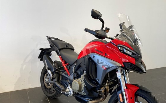 Gebrauchtmotorrad Ducati Multistrada V4 S - Bild 2 Gebrauchtmotorrad Ducati Multistrada V4 S - Bild 2