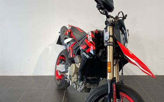 Gebrauchtmotorrad Ducati Hypermotard 698 Mono RVE - Bild 1 Gebrauchtmotorrad Ducati Hypermotard 698 Mono RVE - Bild 1