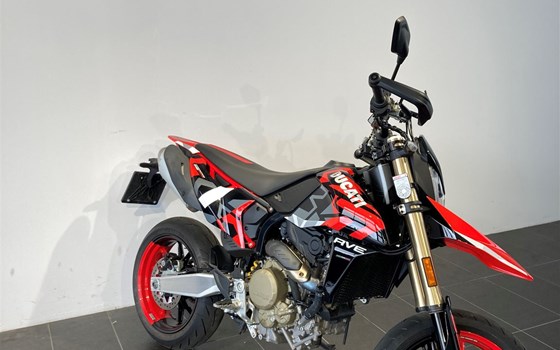Gebrauchtmotorrad Ducati Hypermotard 698 Mono RVE - Bild 2 Gebrauchtmotorrad Ducati Hypermotard 698 Mono RVE - Bild 2