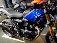 Gebrauchtmotorrad Triumph Speed 400