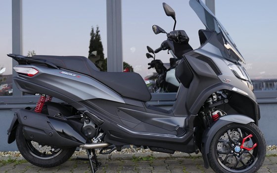Neufahrzeug Piaggio MP3 400 Sport - Bild 1